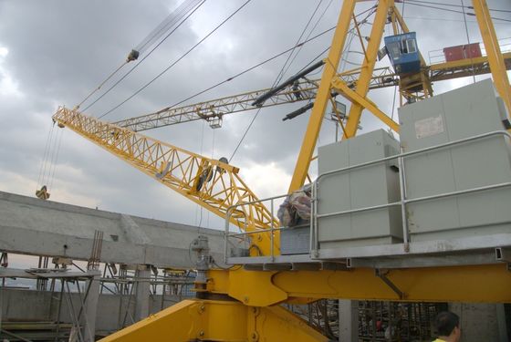 Harga bagus 380V Roof Construction Tower Crane Sertifikasi CE untuk Pemecahan Crane Climbing Interior on line