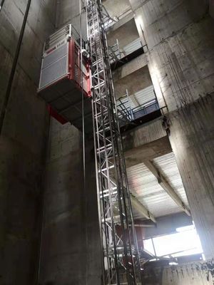 Konstruksi 500m 96m / Min Penumpang Dan Bahan Lift Bevel Hecial Gearbox Heavy Duty Height Lifter