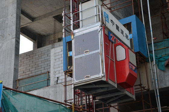 Kerekan penumpang konstruksi kecepatan tetap SC200, lift kecepatan tetap 30m/mnt, kerekan penumpang SC200, lift konstruksi 30m/mnt, kerekan konstruksi SC200.